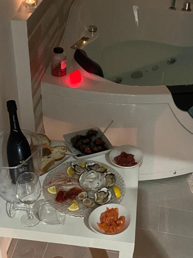 La Chicca Sul Mare Villa Bari Eksteriør billede