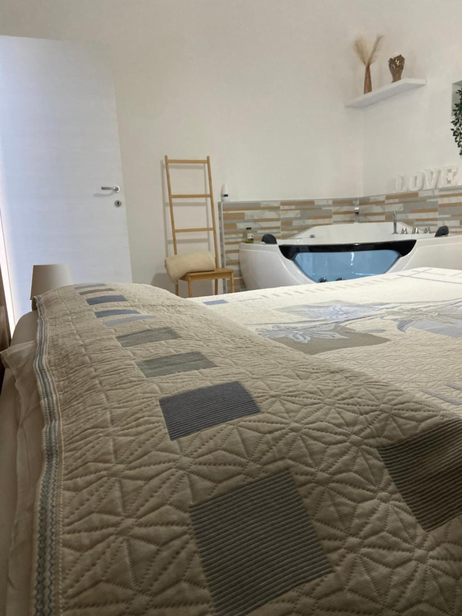 La Chicca Sul Mare Villa Bari Eksteriør billede